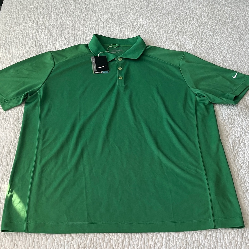 Nike Men's Vibrant Green Polo Shirt